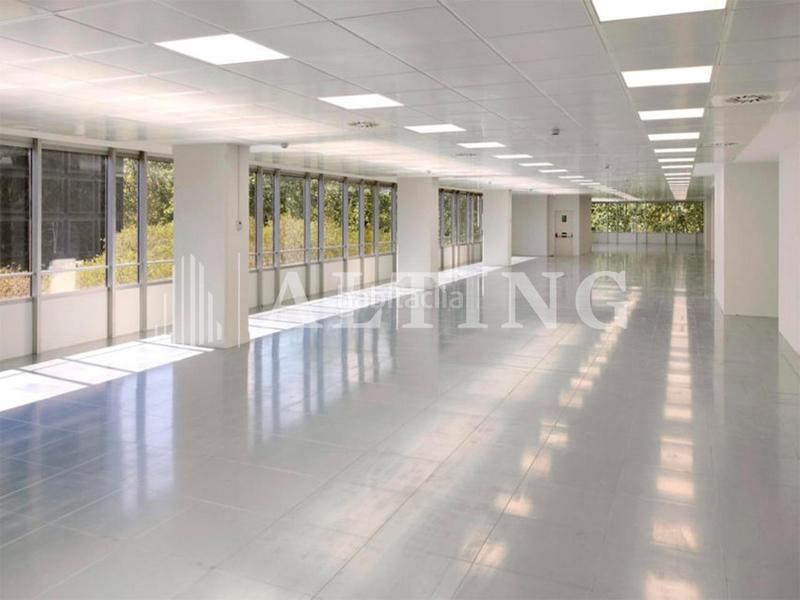 Foto dfc1db26-4eba-4a0b-8732-988262b8dee7. Location bureau avec chauffage dans Barri de les Corts Barcelona