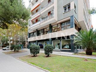Lloguer Oficina  Carrer capita arenas. Excelentes oficinas en alquiler junto al paseo de manuel girona