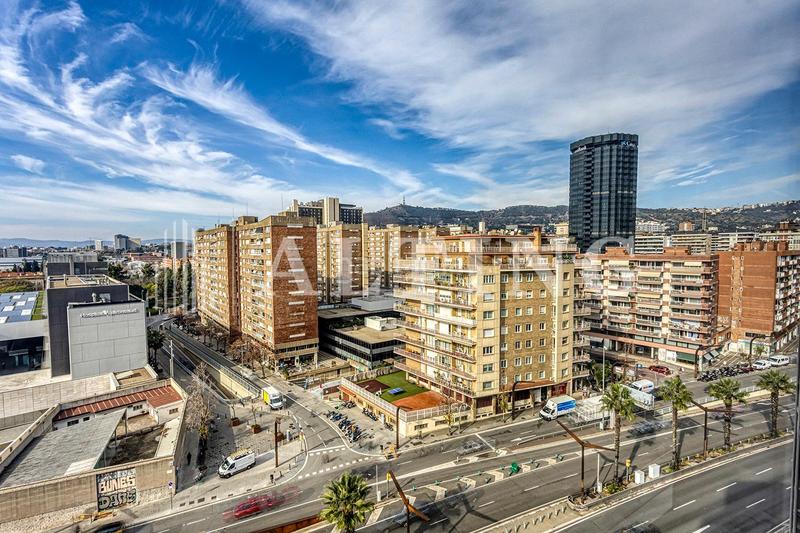 Foto bbaa3944-8855-4fb3-9e3f-aaeed3982fd4. Affitto ufficio con riscaldamento in Barri de les Corts Barcelona