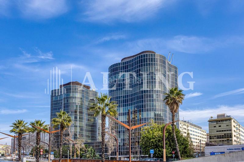 Foto be6ba2a1-3614-4bc9-9a4a-dcf35ab3b607. Affitto ufficio con riscaldamento in Barri de les Corts Barcelona