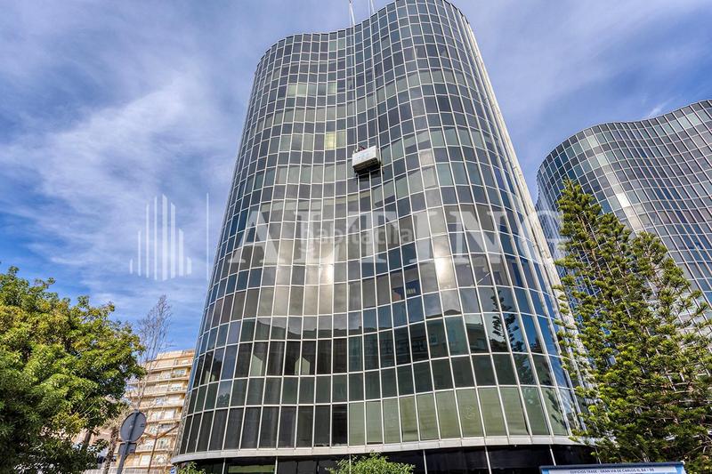 Foto 96ebdf54-4b8b-4201-bbbb-b238ed734924. Lloguer oficina amb calefacció a Barri de les Corts Barcelona