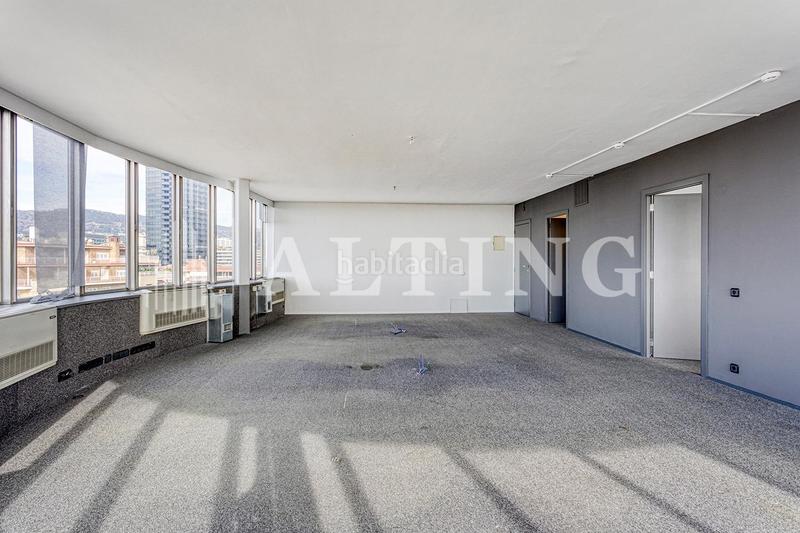 Foto 9f495aed-9ec7-4ce4-ba15-5b7a071648eb. Location bureau avec chauffage dans Barri de les Corts Barcelona