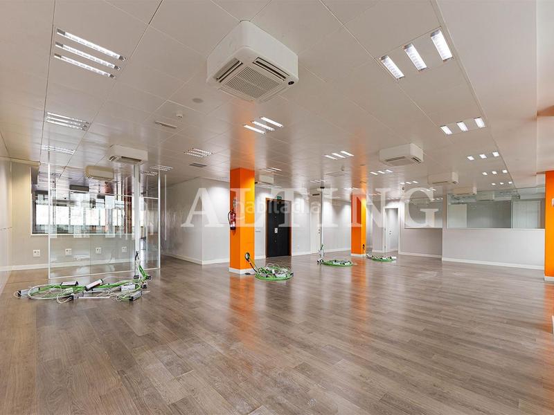 Foto 7314c40b-e224-4d64-a54c-6725f139add3. Location bureau avec chauffage dans Dreta de l´Eixample Barcelona