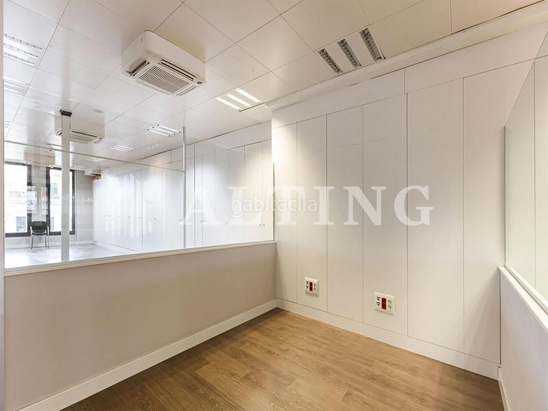 Foto ab1387cb-d9ef-4da5-8d21-034874ae6b23. Miete büro mit heizung in Dreta de l´Eixample Barcelona