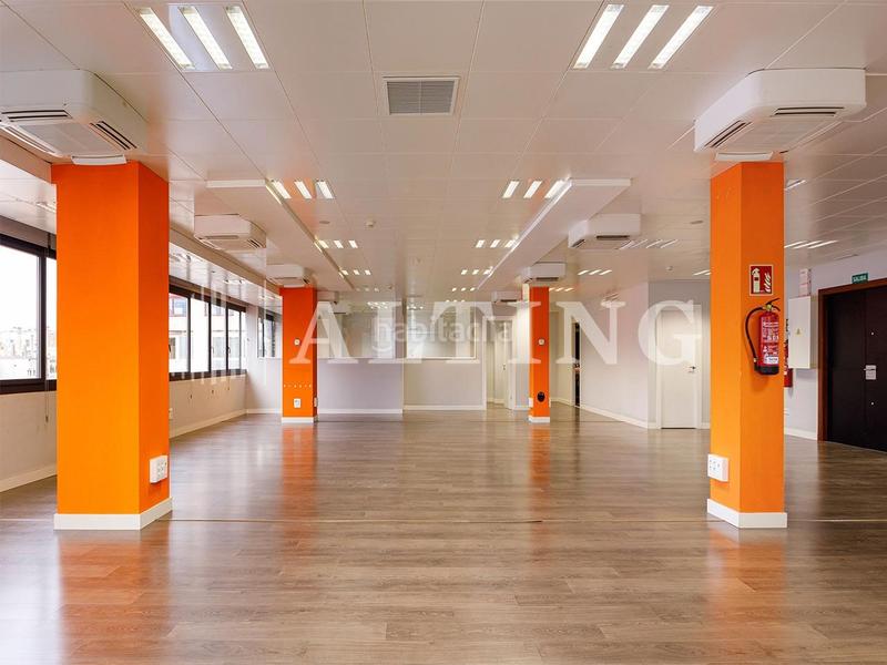 Foto e5337be4-9301-450c-8e3f-5c713fd38c94. Miete büro mit heizung in Dreta de l´Eixample Barcelona