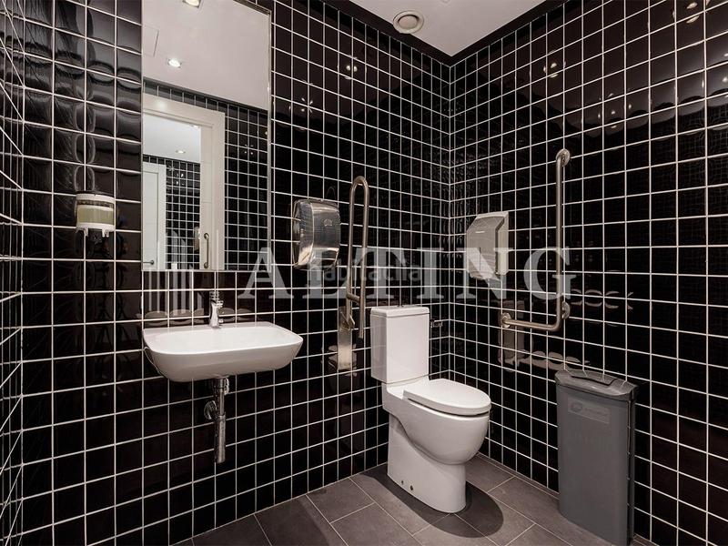 Foto 48adad2b-7bff-4fec-8cf7-d29b049874db. Rent office space with heating in Dreta de l´Eixample Barcelona