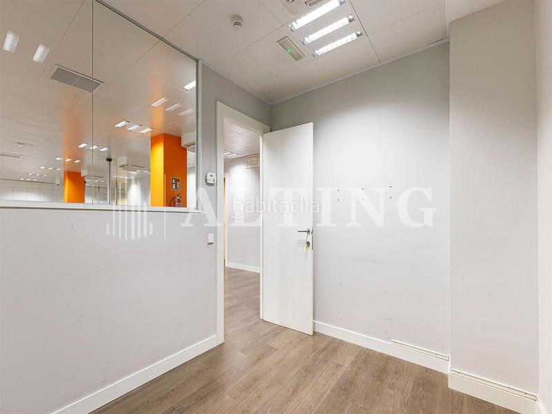 Foto df4e4ea5-c804-413a-be2d-5a58d5998cb0. Rent office space with heating in Dreta de l´Eixample Barcelona