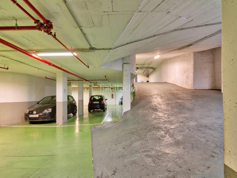 Foto d17f528c-a895-43d4-8c7d-d87ab1e3f399. Alquiler parking coche en carrer aragó 562 plaza de parking en alquiler con muy fácil acceso en pasaje vintró, 11 coche pequeño en Barcelona