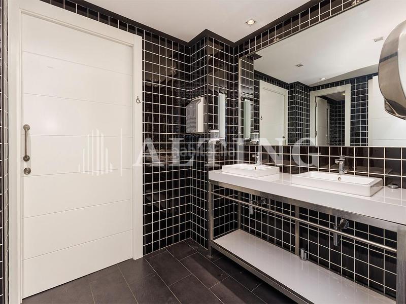 Foto 911d2a43-fe09-41a9-8c65-cf8f10985673. Lloguer oficina amb calefacció a Dreta de l´Eixample Barcelona