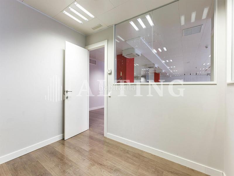 Foto 33bb5275-19ff-42a5-8746-0bc484086b8e. Location bureau avec chauffage dans Dreta de l´Eixample Barcelona