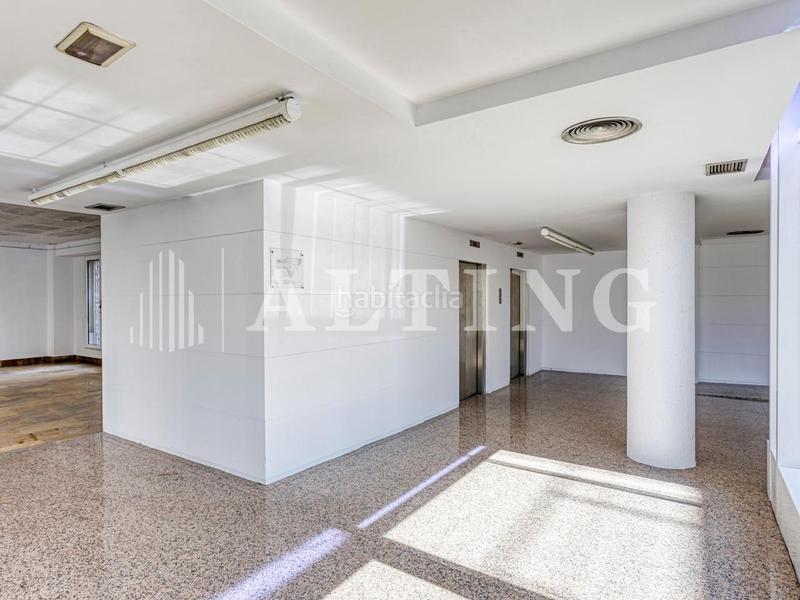 Foto bbb79c72-597f-4d1b-85b1-2e1e8546a3f3. Location bureau avec chauffage dans Gòtic Barcelona