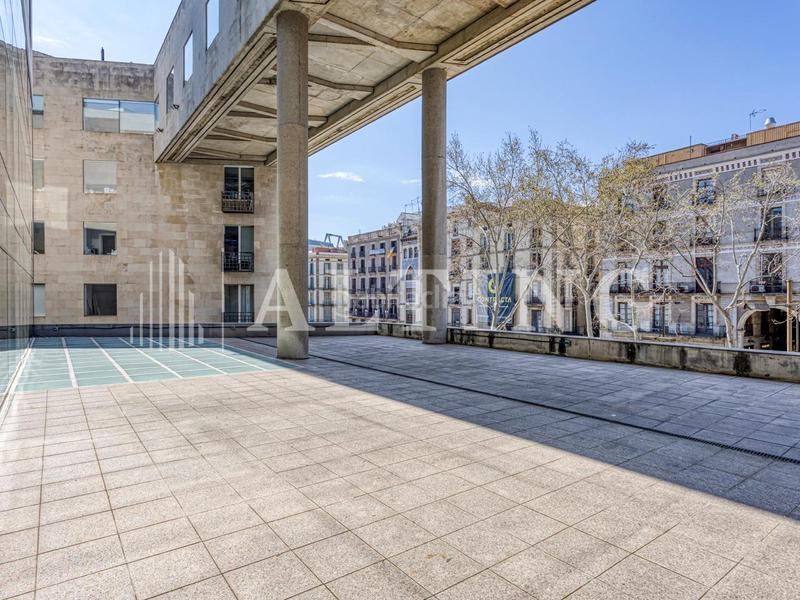 Foto b0c376e2-29f3-47c4-b68f-0abeff496a42. Miete büro mit heizung in Gòtic Barcelona