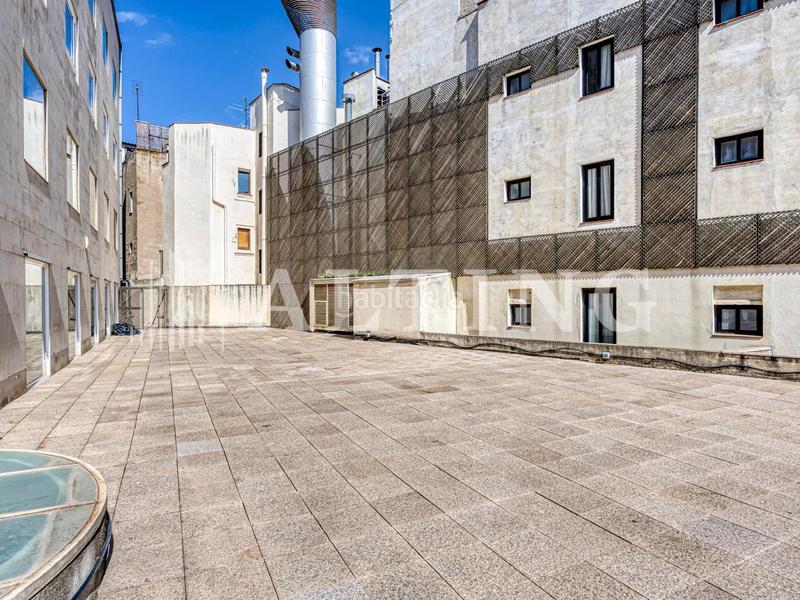 Foto a59d0292-b898-4009-bd0d-dbe2b4dd759a. Rent office space with heating in Gòtic Barcelona