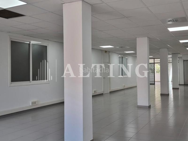 Foto 7683087d-d631-4ba0-b26b-25ec4d4f92d9. Lloguer oficina a La Nova Esquerra de l´Eixample Barcelona