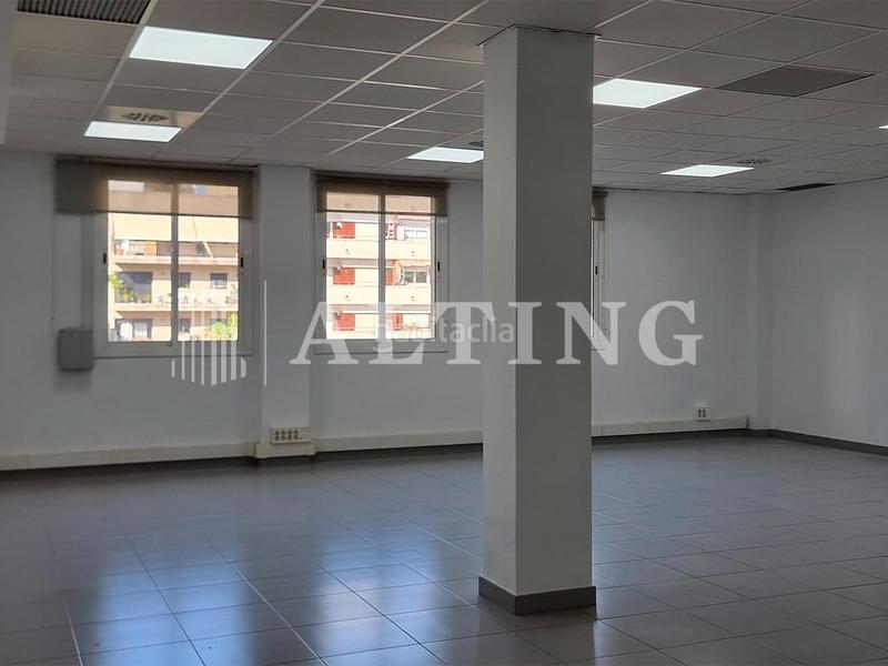 Foto ee45ad65-8334-4761-89b1-1ce9b3df1eb8. Miete büro in La Nova Esquerra de l´Eixample Barcelona