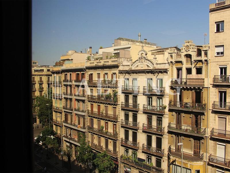 Foto 57a51540-0a65-4031-87d9-fe0a40f3468d. Lloguer oficina a L´Antiga Esquerra de l´Eixample Barcelona