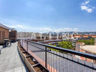 Miete Etagenwohnung in Carrer ganduxer 34. Exclusivo sobreático reformado de 150m  en ganduxer