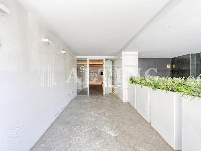 Foto e2b9f40c-e351-40e5-97d7-dec190b3f931. Alquiler piso fabuloso piso de 143m con terraza en ganduxer con gregori taumaturg en Barcelona
