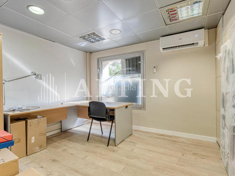 Foto 2c3c3034-5708-43da-a58d-ccd71e9ff17a. Alquiler oficina exclusivo local comercial de 190 m en Sarriàpedralbes con amplia fachada acristalada en Barcelona