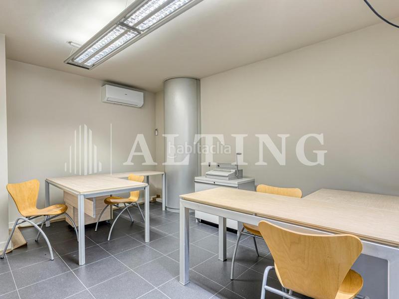 Foto 4ef0c12a-8076-4398-bf1a-b783ed68029c. Alquiler oficina exclusivo local comercial de 190 m en Sarriàpedralbes con amplia fachada acristalada en Barcelona