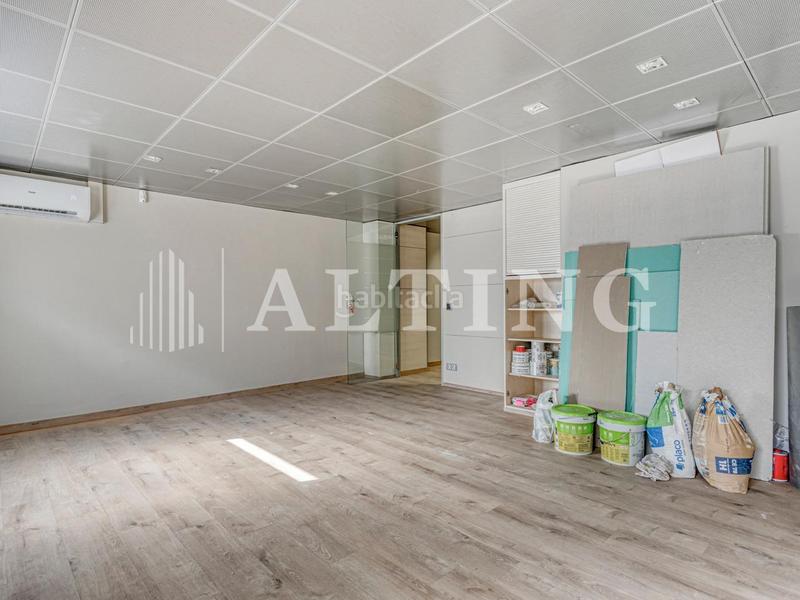 Foto 7604d6fd-a7f3-4453-b855-bcf6d2562ff3. Alquiler oficina exclusivo local comercial de 190 m en Sarriàpedralbes con amplia fachada acristalada en Barcelona