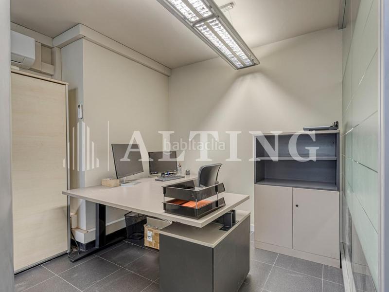 Foto 95a47af8-cc63-4bf5-a0f0-b73d544d1eec. Alquiler oficina exclusivo local comercial de 190 m en Sarriàpedralbes con amplia fachada acristalada en Barcelona