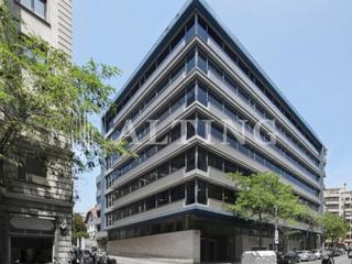 Location Bureau  Carrer travessera de gràcia. Espaciosas oficinas de 895m en alquiler en travessera de gràcia