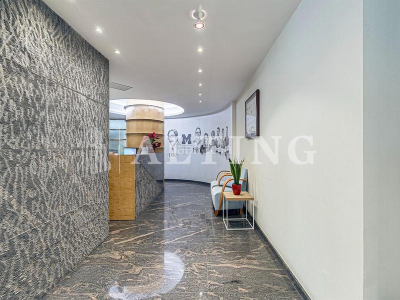 Foto 49bcfebb-99e4-4696-af5d-7ef0ad94c30a. Büro mit heizung in Putget - Farró Barcelona