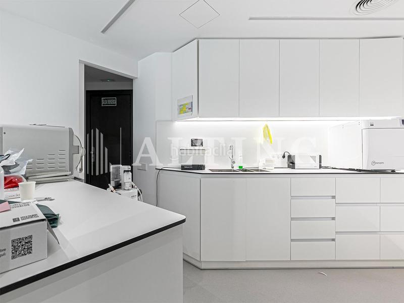 Foto f2cb22b5-57ae-4e0d-bff9-a1684a615551. Büro mit heizung in Putget - Farró Barcelona