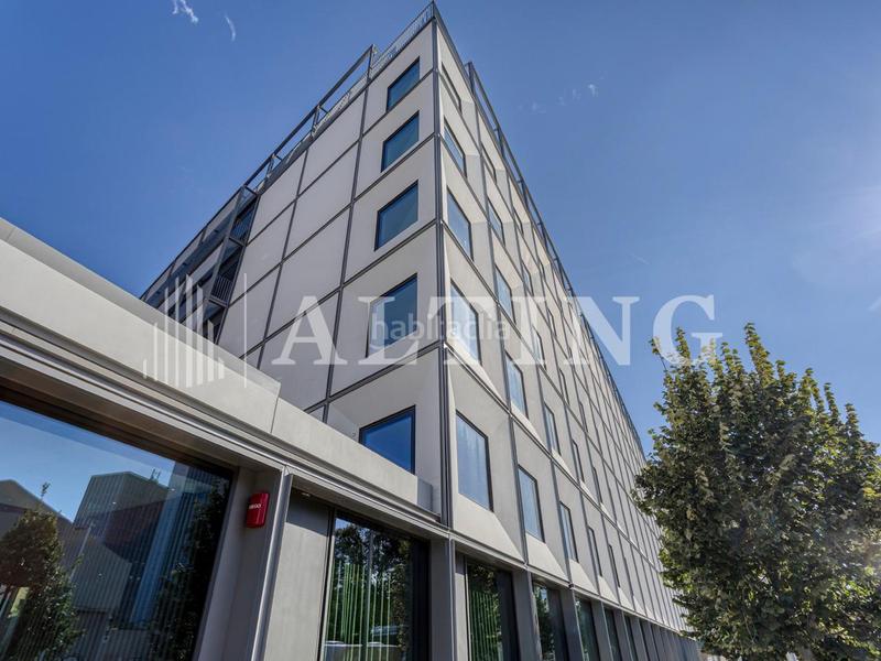 Foto f4faa7e6-26e6-4d25-8edf-d4b5425640f6. Affitto ufficio con riscaldamento in Provençals del Poblenou Barcelona