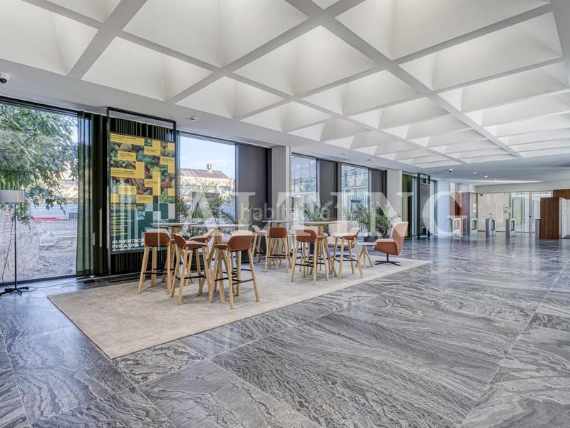 Foto 1a3238ee-8c97-4278-9390-77fb80aeb051. Location bureau avec chauffage dans Provençals del Poblenou Barcelona