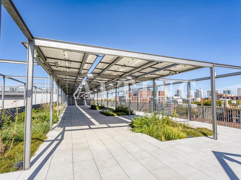 Foto f4b1f45f-922d-41d1-b470-f05b88ca5c72. Location bureau avec chauffage dans Provençals del Poblenou Barcelona