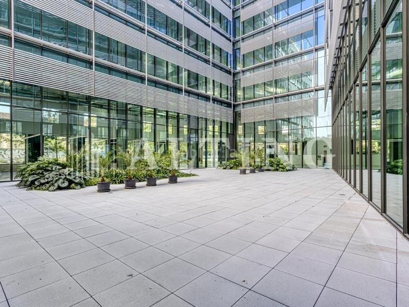 Foto e8232232-7091-4685-ad0a-b59a3a6faafe. Rent office space with heating in Provençals del Poblenou Barcelona