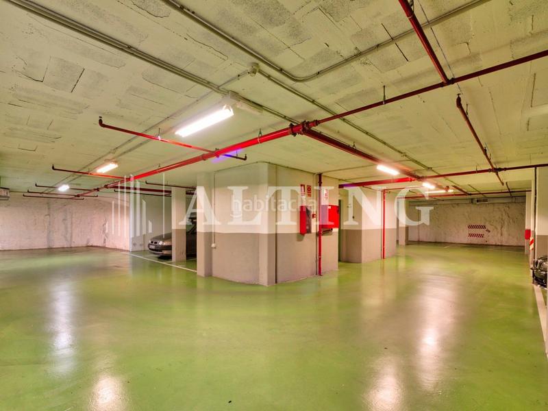 Foto 3eb8284b-3793-4057-942a-932c87b4348e. Location parking voiture dans carrer aragó 562 dans Barcelona