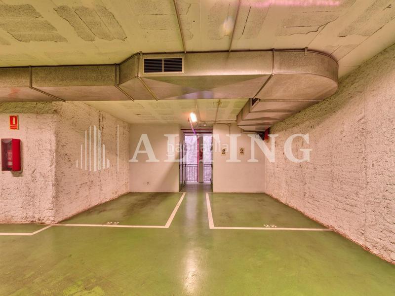 Foto d8720488-e387-4873-9b13-a6ec9405e6c0. Location parking voiture dans carrer aragó 562 dans Barcelona