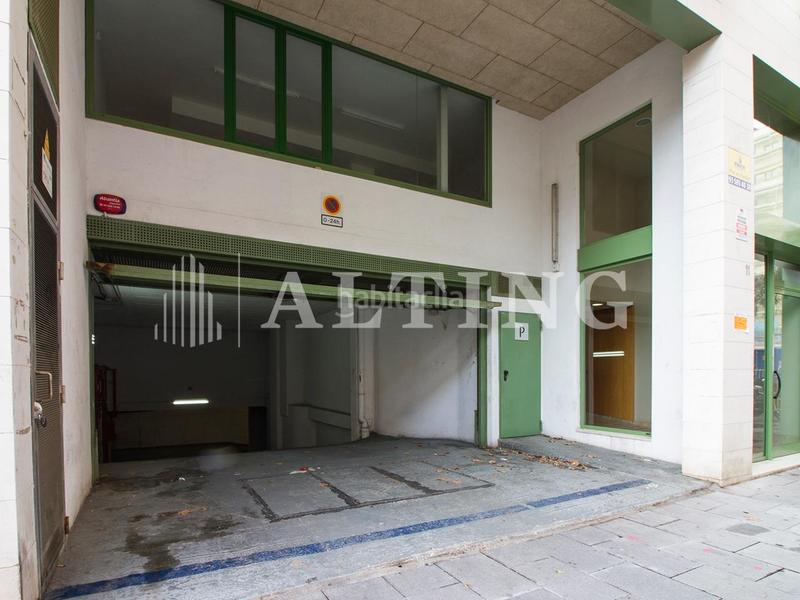 Foto 1675a595-7510-4bb4-8d90-ea3660e64ed7. Rent car parking in carrer aragó 562 in El Clot Barcelona