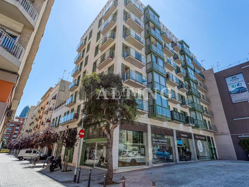 Foto 2e06eacf-b44c-4ee2-97da-b17939e5fcf9. Rent car parking in carrer aragó 562 in El Clot Barcelona