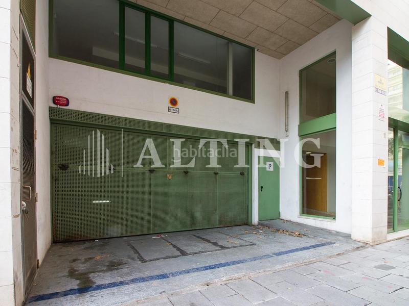 Foto 9b4a7b3a-a440-4970-ab89-443c9b480f3a. Rent car parking in carrer aragó 562 in El Clot Barcelona