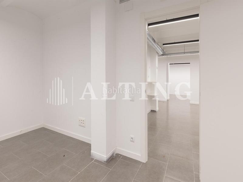 Foto bf066a60-2a35-4ceb-8e97-9abd96a95efe. Location bureau avec chauffage dans La Nova Esquerra de l´Eixample Barcelona