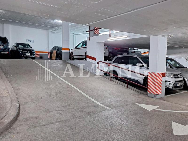 Foto 02bd6761-bbcd-4806-b264-c7b25a3a42c1. Parking voiture dans Barri de les Corts Barcelona