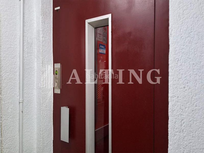 Foto 09db3f39-8f41-4046-ad64-9550c55fc9e3. Parking voiture dans Barri de les Corts Barcelona