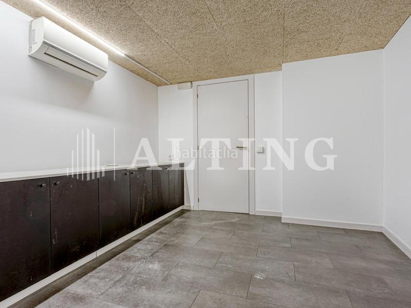 Foto 1f16a5d1-e792-4572-a253-d3f0dbf6e16e. Local comercial  reformado con encanto histórico en el gótico en Barcelona