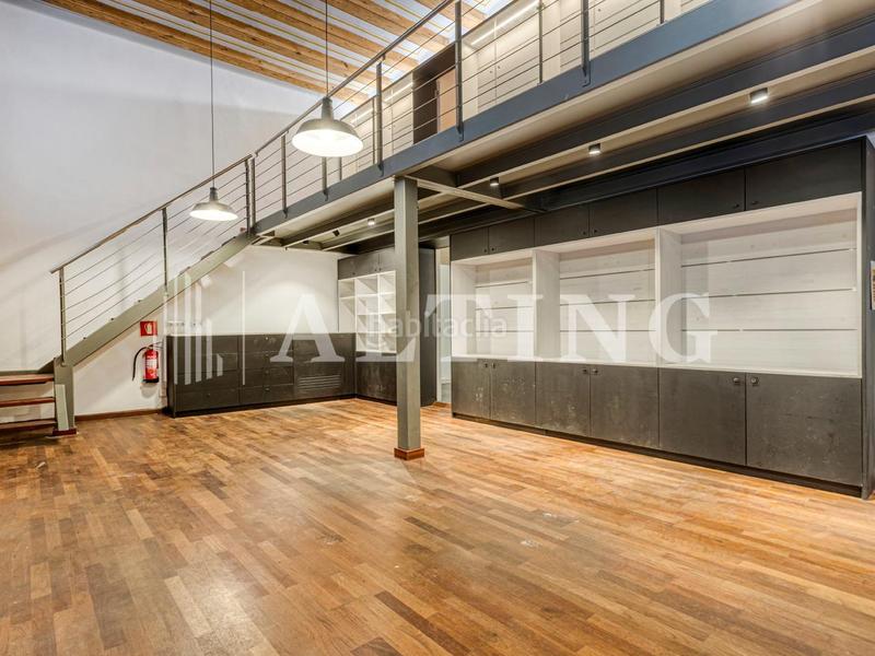 Foto a61a708c-092c-45c2-82cd-c455d87e9e24. Local comercial  reformado con encanto histórico en el gótico en Barcelona