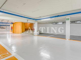 Car parking in Sant Gervasi - Galvany