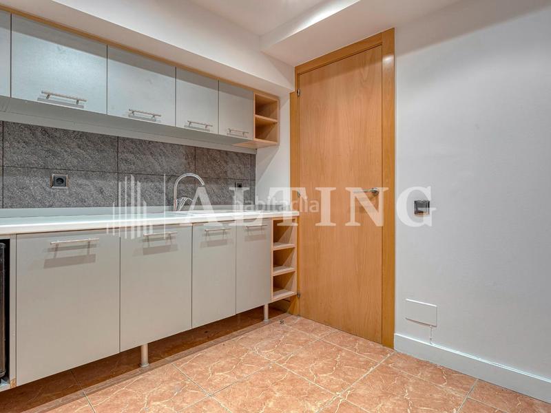 Foto b640cfbe-f292-49ec-8a90-18b0656f386a. Location bureau dans Barri de les Corts Barcelona