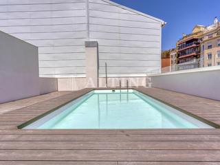 Etagenwohnung in Carrer alfons xii 10. Apartamento con terraza interior de 11 m en alfons xii, 1012