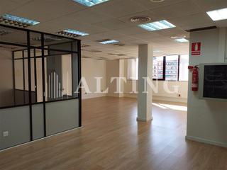 Office space in Carrer Nicaragua