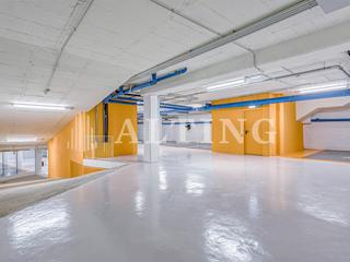 Aparcament cotxe a Calle d'alfons xii 10. Amplia plaza de parking en alfons xii, 1012, galvany