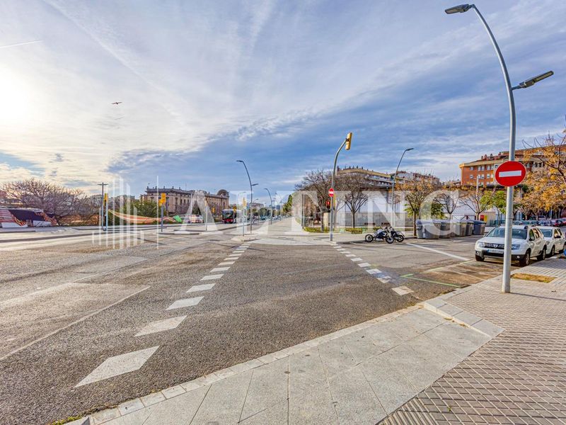 Foto 4ed20ec8-4a92-4c23-b485-d3ce4cd3a75e. Local comercial a La Sagrera Barcelona