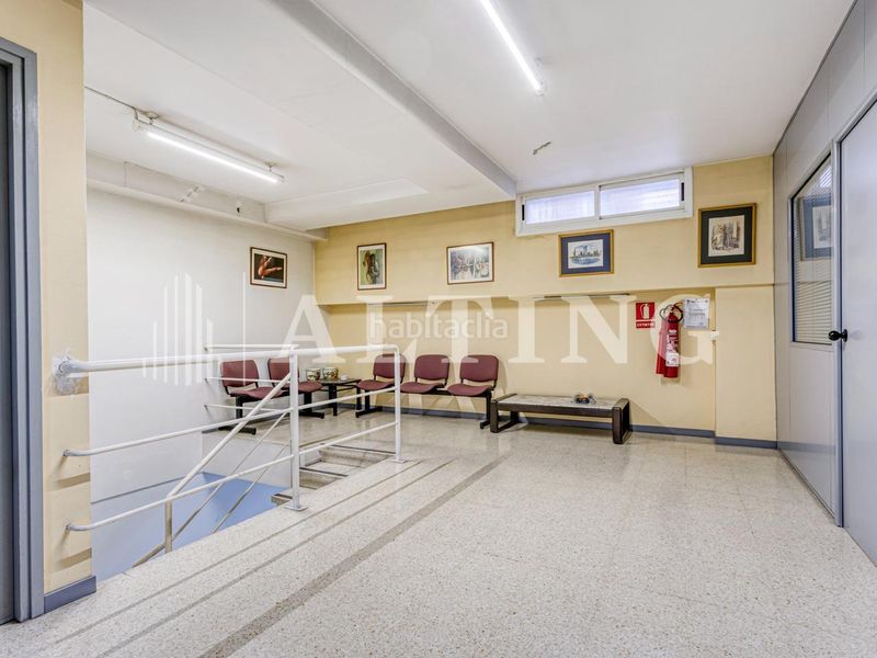 Foto 55a73e2b-7f29-4d60-b70a-9df138f325e7. Local comercial a La Sagrera Barcelona